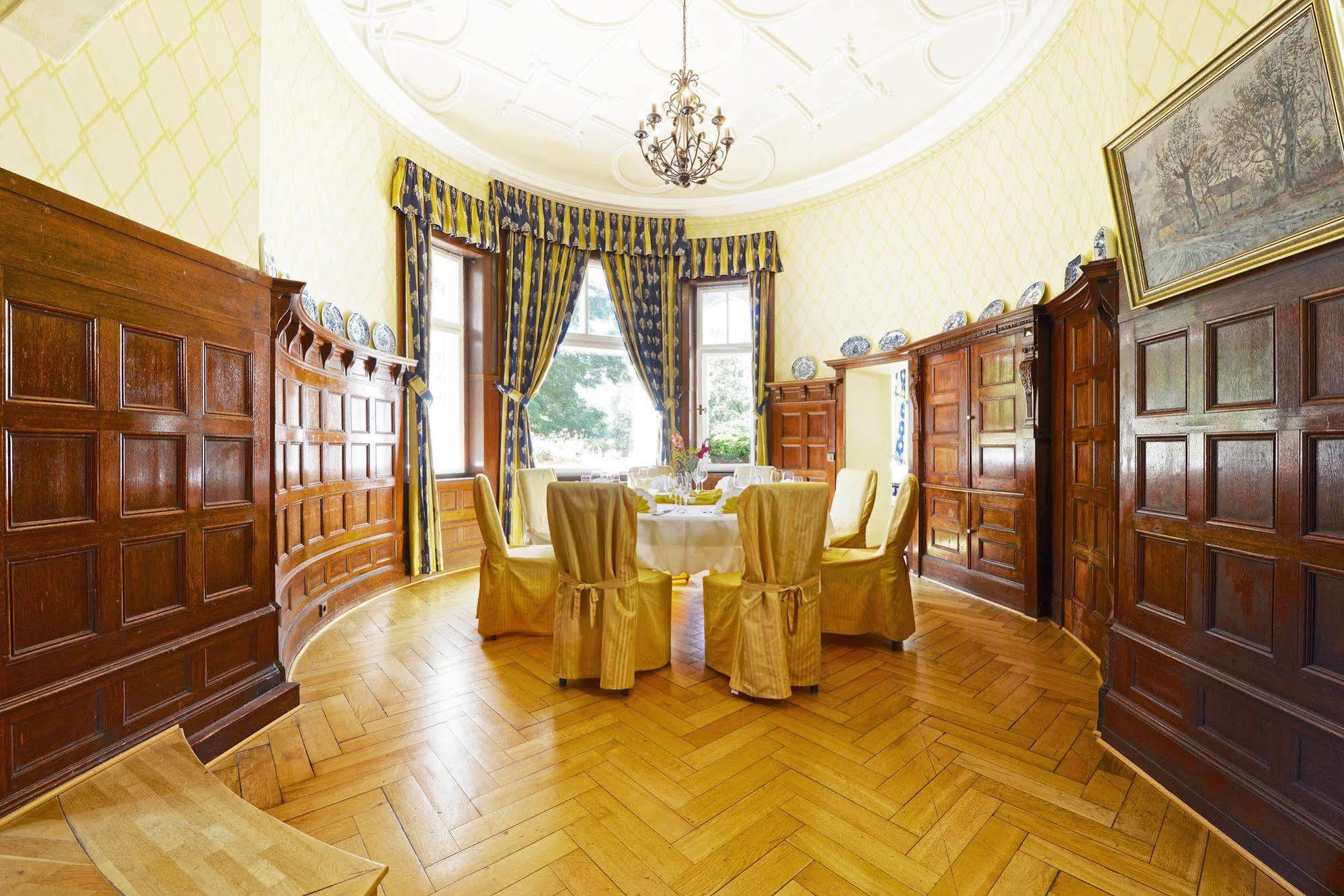 Schlosshotel Villa Westerberge Aschersleben Exteriér fotografie