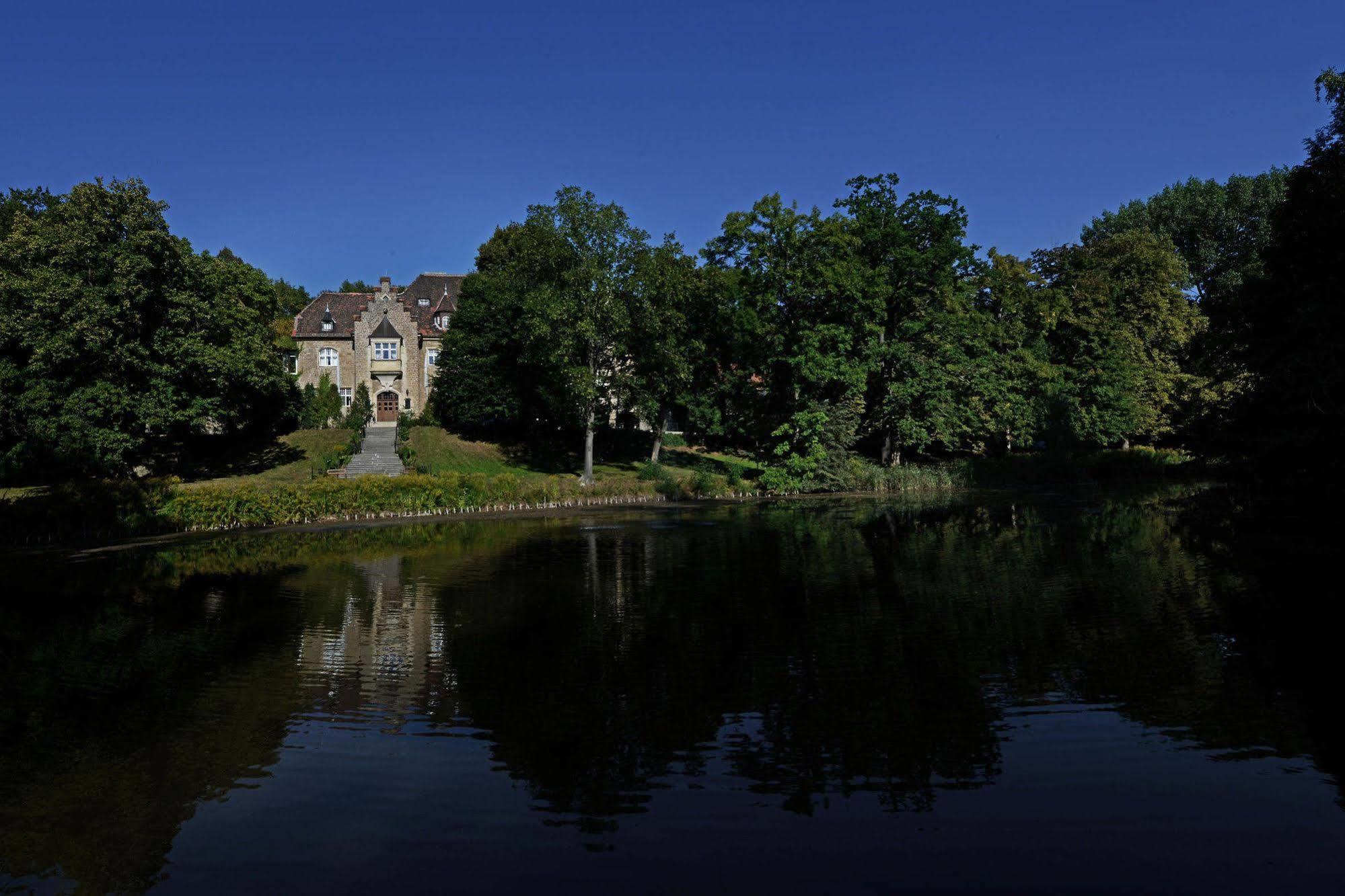 Schlosshotel Villa Westerberge Aschersleben Exteriér fotografie
